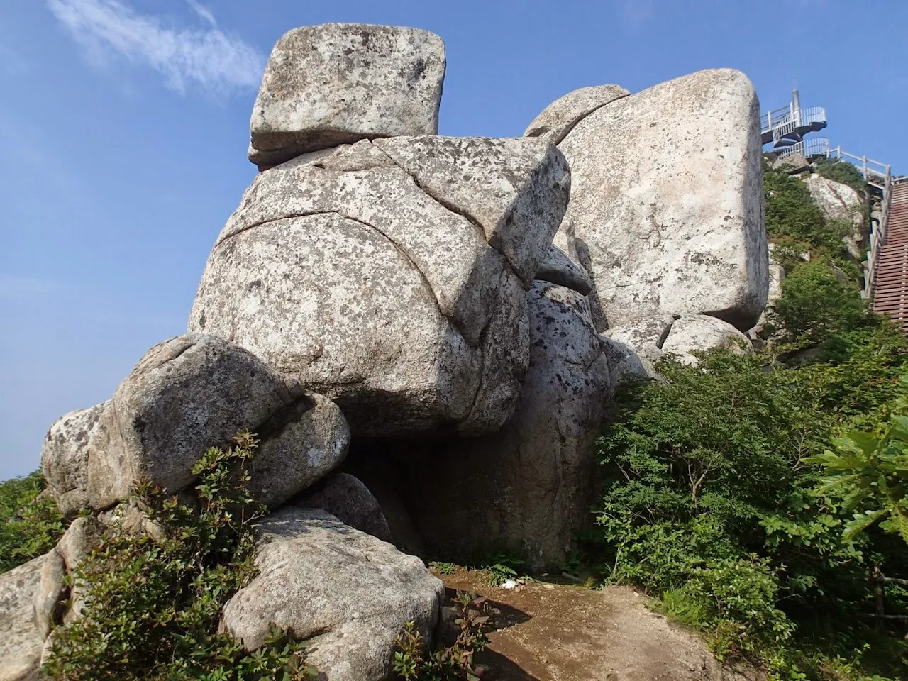 금정산