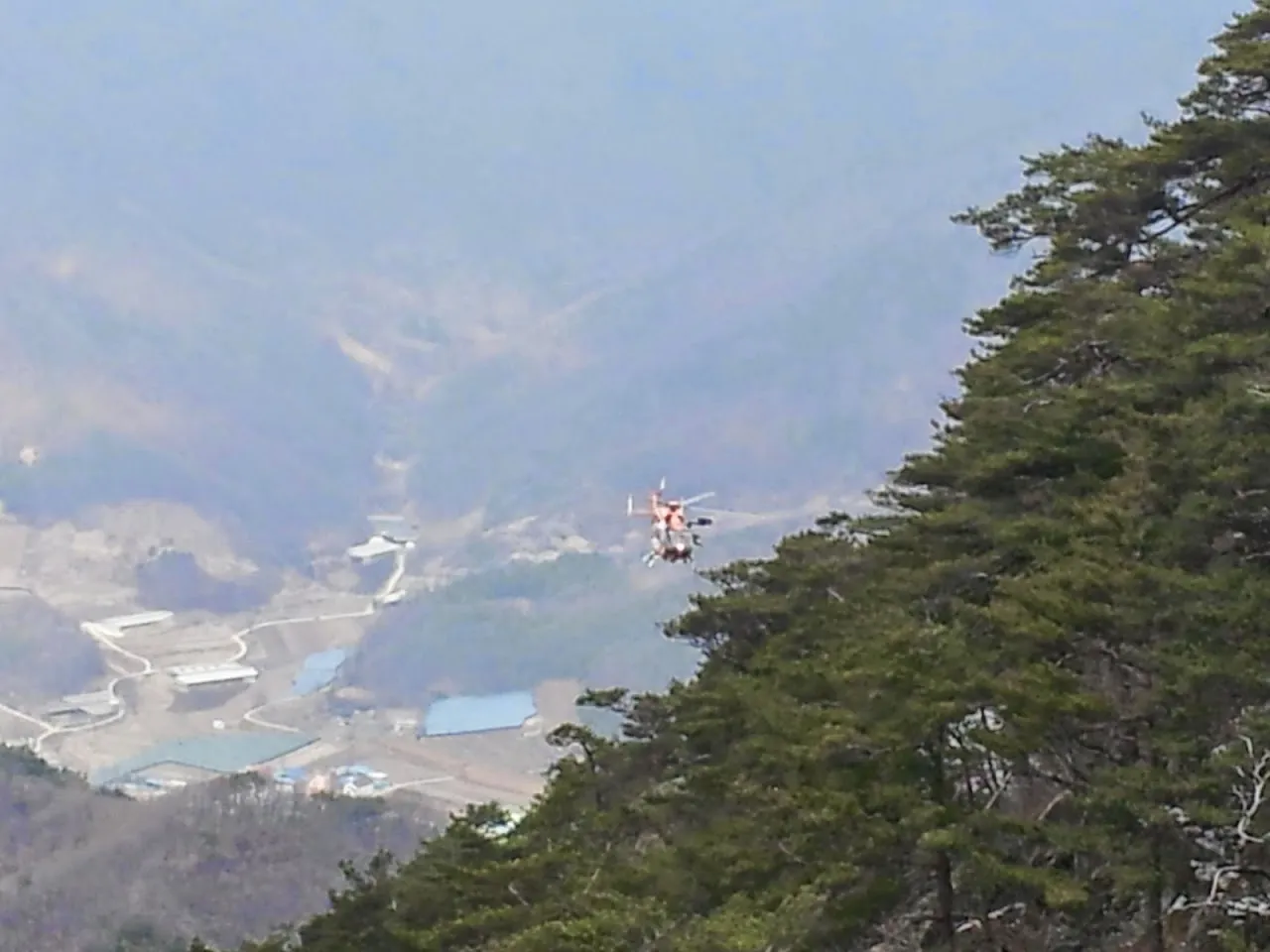 조령산(절골-촛대바위-조령산-신선암봉-절골)