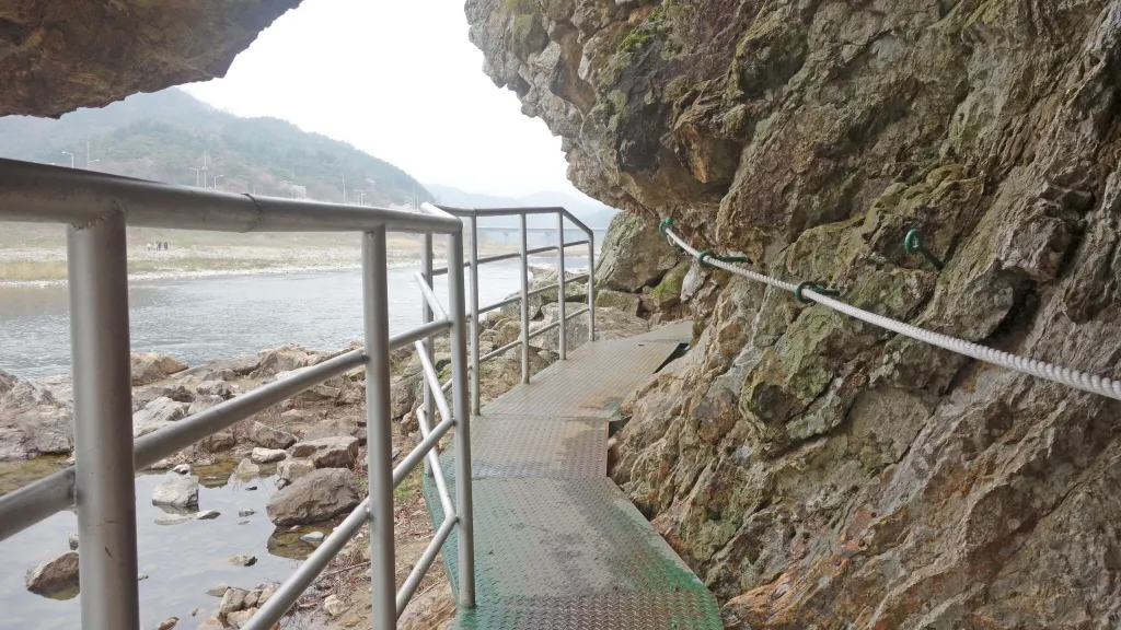 팔봉산 (홍천) : 2014-04-13