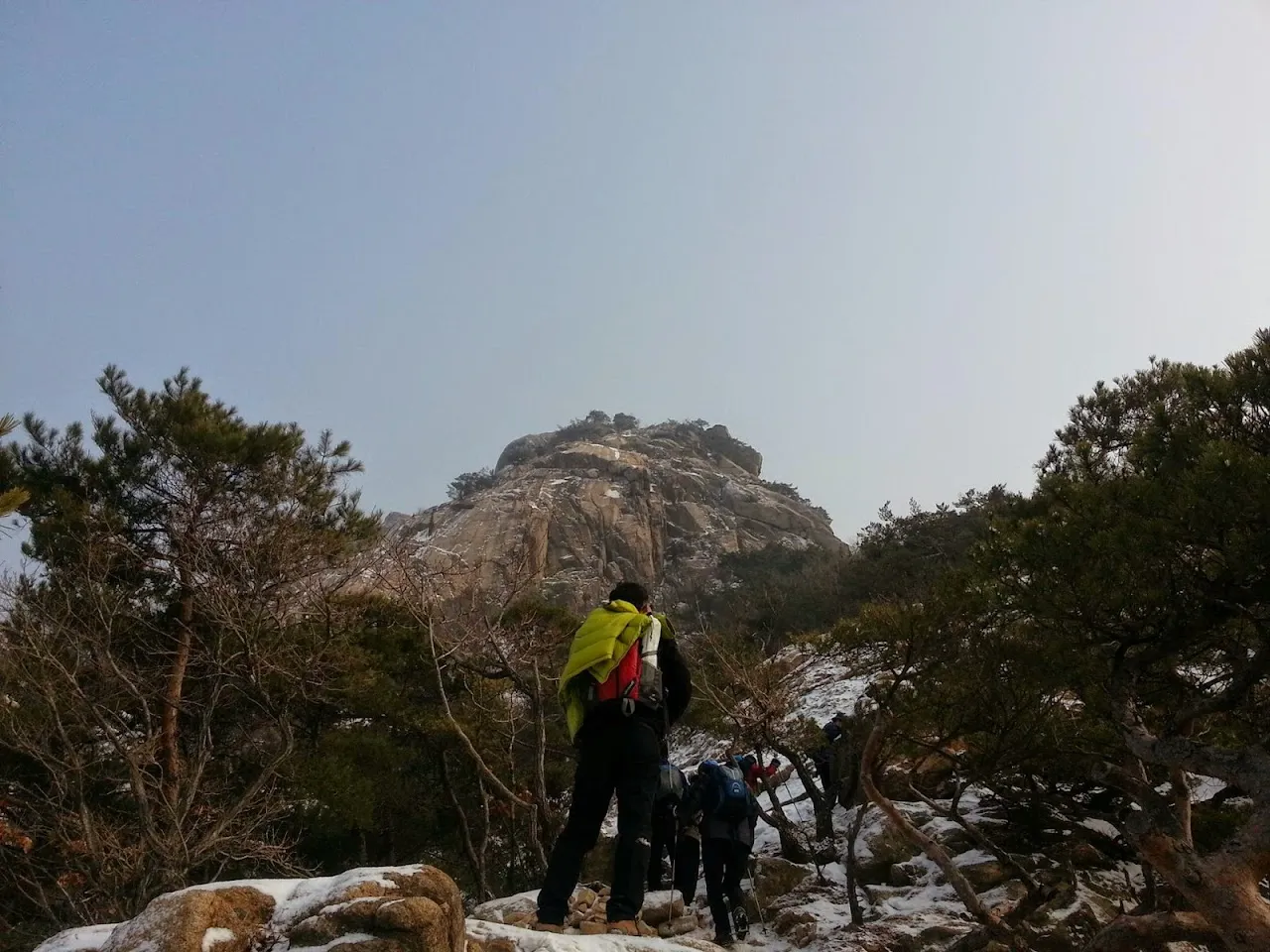 북한산 족두리봉에서 의상봉까지