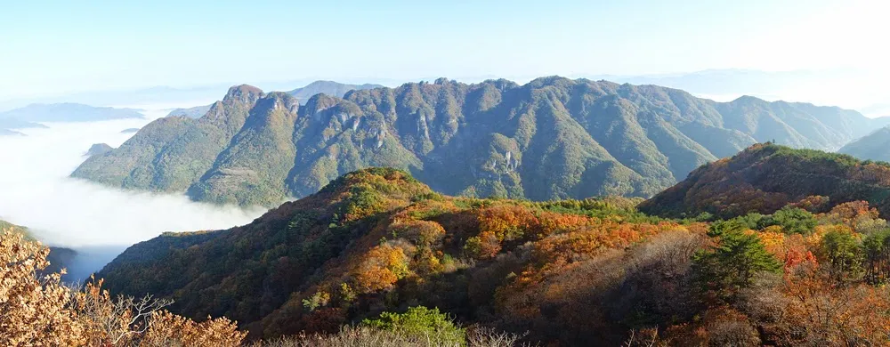 봉화군 축융봉과 청량산